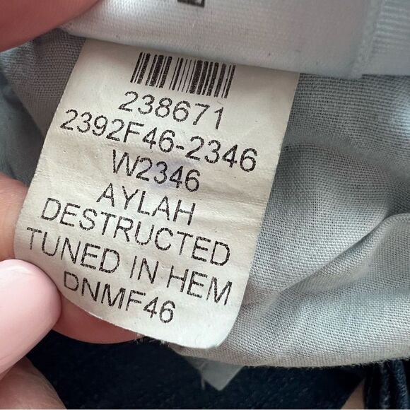 Paige Women’s Verdugo Ankle Aylah Destructed Tuned In Raw Hem Jeans Size 31 - Picture 6 of 6